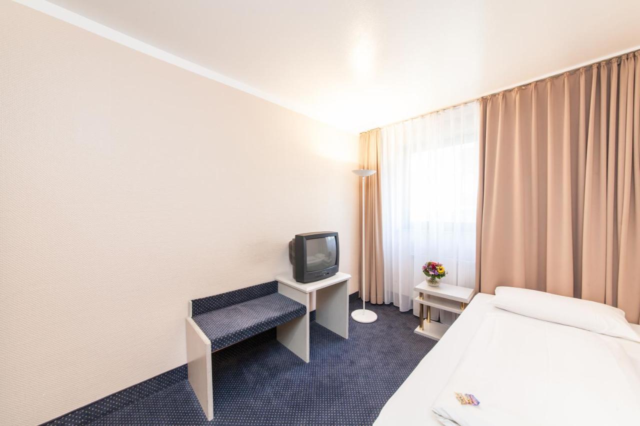 Hotel An Der Ko 뒤셀도르프 외부 사진